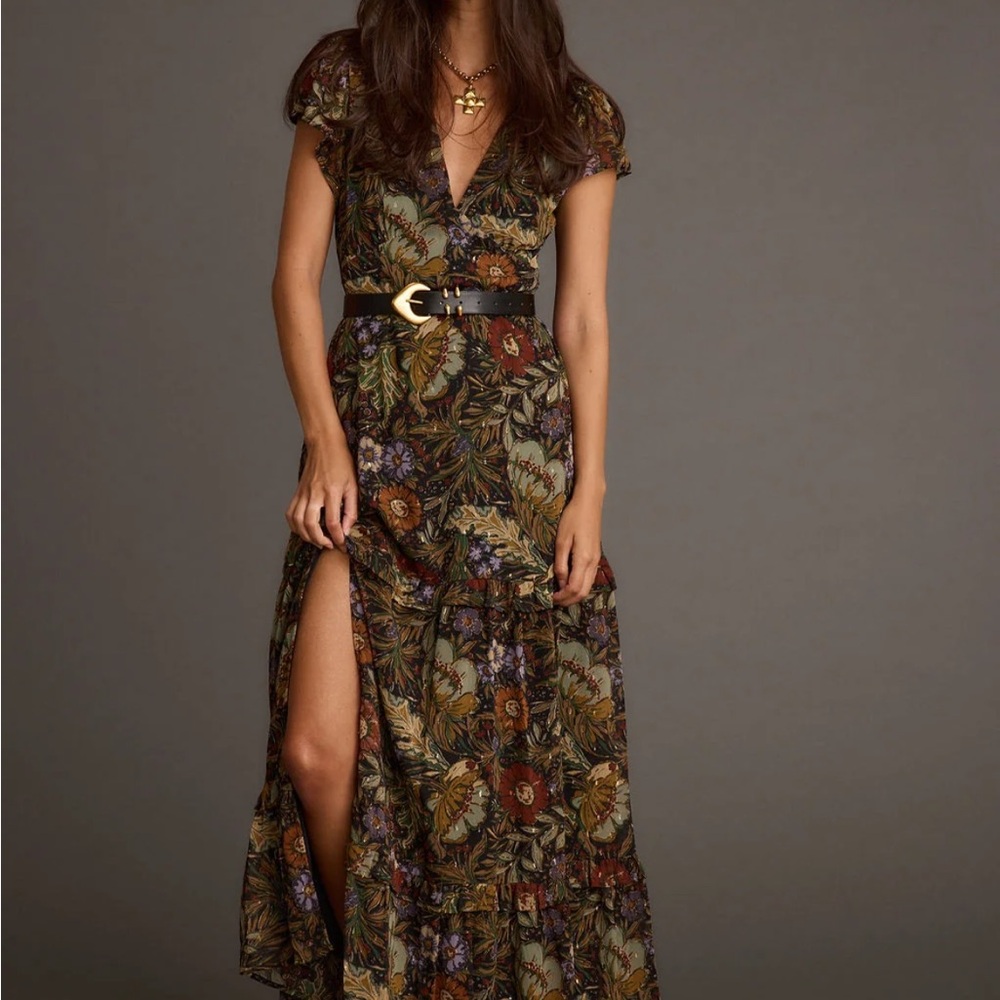 Floral V-Neck Midi Dress in Dark Green